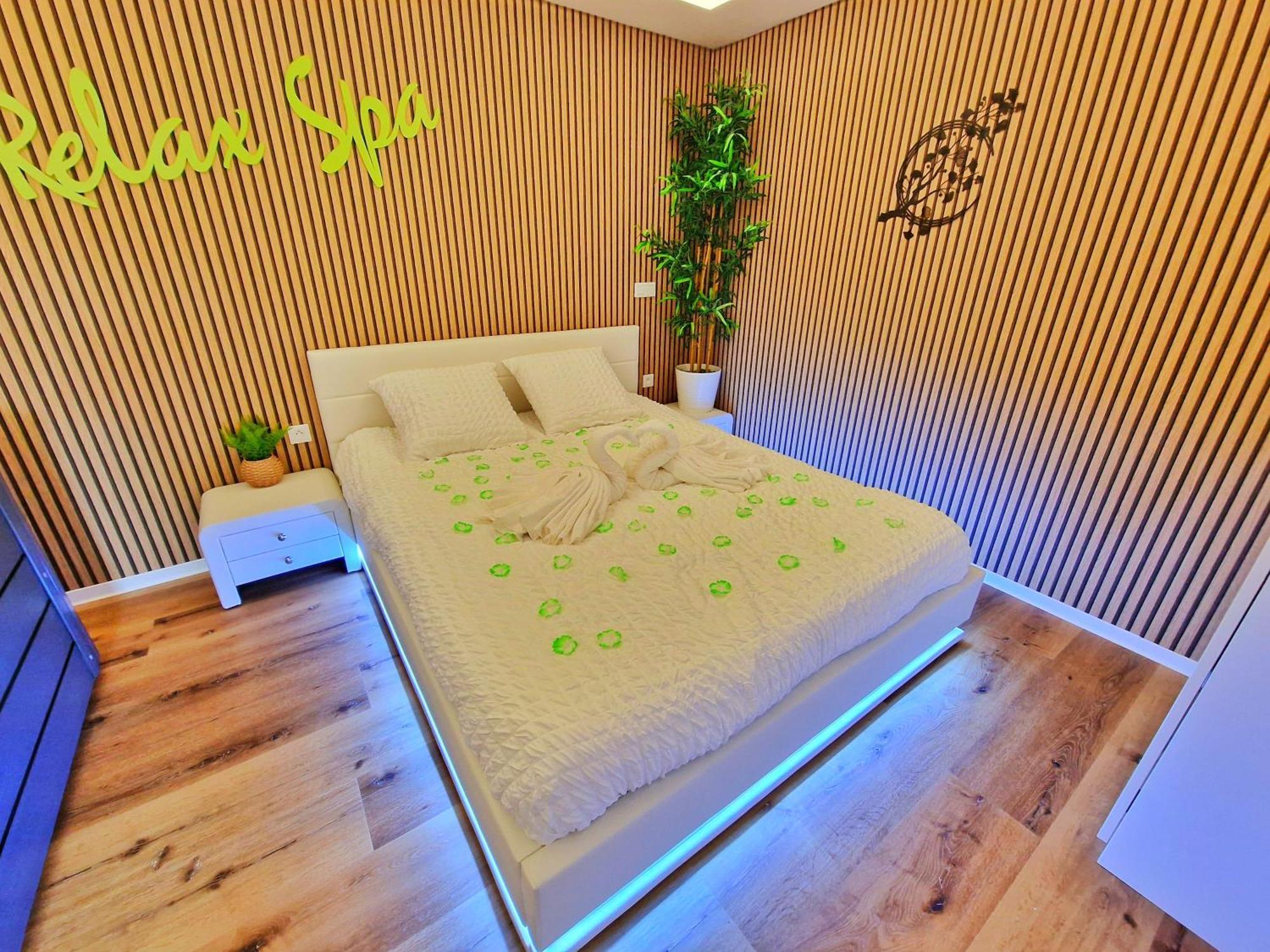 Relax Spa-4 Pers-Jacuzzi-Parking-Jardin-Clim-Colmar Muntzenheim Екстериор снимка